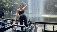 Bella Bonita Pilates di Bandara Changi, Lanjut Temani Denny Caknan Manggung