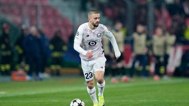 Edon Zhegrova of LOSC Lille during the UEFA Champions League 2024/25 League Phase MD5 match between Bologna FC and LOSC Lille at Stadio Renato Dall'Ara on November 27, 2024 in Bologna, Italy. (Photo by Giuseppe Maffia/NurPhoto via Getty Images)