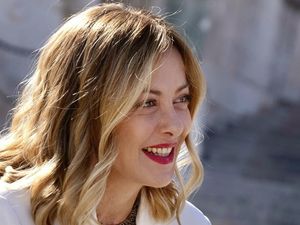Urusan Foto Deepfake Lingerie yang Ditanggapi Santai PM Italia