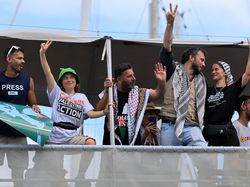 Video: Israel Cegat Kapal Bantuan Sumud Flotilla, Greta Thunberg Ditahan