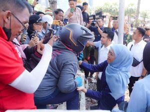 Khofifah Ajak Warga Jaga Situasi Kondusif, Pastikan Pelayanan Terbaik Khofifah Ajak Warga Jaga Situasi Kondusif, Pastikan Pelayanan Terbaik
