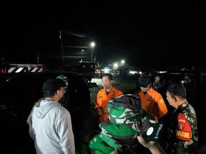 Daftar Nama Orang dalam Helikopter yang Diduga Jatuh di Tanah Bumbu Daftar Nama Orang dalam Helikopter yang Diduga Jatuh di Tanah Bumbu