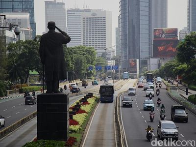 Imbauan WFH Bikin Jalan Protokol Jakarta Lebih Lengang