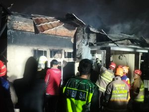 Kebakaran Rumah di Pekanbaru, Korban Tewas Terjebak dalam Kamar Kebakaran Rumah di Pekanbaru, Korban Tewas Terjebak dalam Kamar