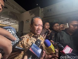 Bahlil Sebut Adies Kadir Tak Terima Gaji Usai Dinonaktifkan dari DPR