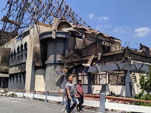 Video Legislator Usai Gedung DPRD NTB Dibakar: Teguran Lah Bagi Kita
