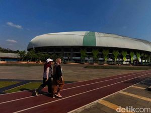 Kota Bekasi Kembali Normal Pascaricuh Demo Semalam Kota Bekasi Kembali Normal Pascaricuh Demo Semalam