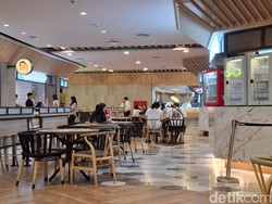 Dolar AS Ngamuk, Orang Kantoran Mulai Tinggalkan Mal dan Bawa Bekal