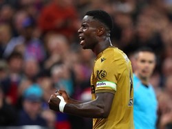 Liverpool Mau Guehi Gratis, Enggan Kejar di Januari