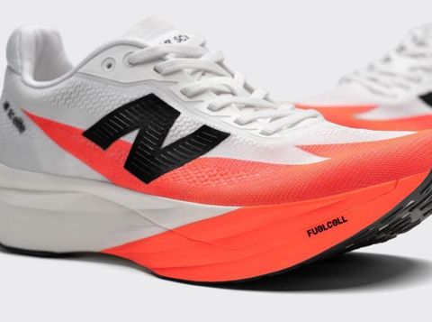 New Balance Luncurkan Koleksi Racing Shoes FuelCell SuperComp Elite v5