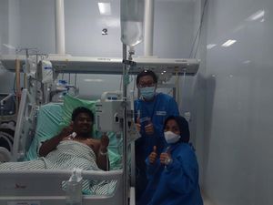 Kisah Penjual Nasi Padang di Surabaya Rela Donorkan Ginjal untuk Suami Kisah Penjual Nasi Padang di Surabaya Rela Donorkan Ginjal untuk Suami