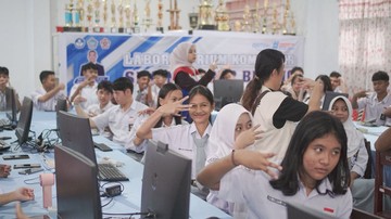 Pertamina Gandeng Komunitas Tuli Peduli Bitung Edukasi Inklusif di Sekolah