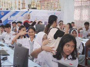 Pertamina Gandeng Komunitas Tuli Peduli Bitung Edukasi Inklusif di Sekolah