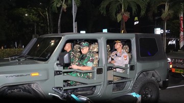 Polisi-TNI Patroli Skala Besar Semalam Pastikan Jakbar Kondusif