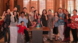 8 Foto Perayaan Ultah Sarwendah, Berbusana Serasi Dengan Giorgio Antonio