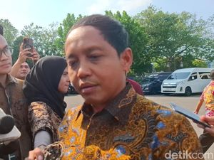 PSI Ungkap Alasan Kaesang Absen Pertemuan Prabowo-Petinggi Parpol di Istana PSI Ungkap Alasan Kaesang Absen Pertemuan Prabowo-Petinggi Parpol di Istana