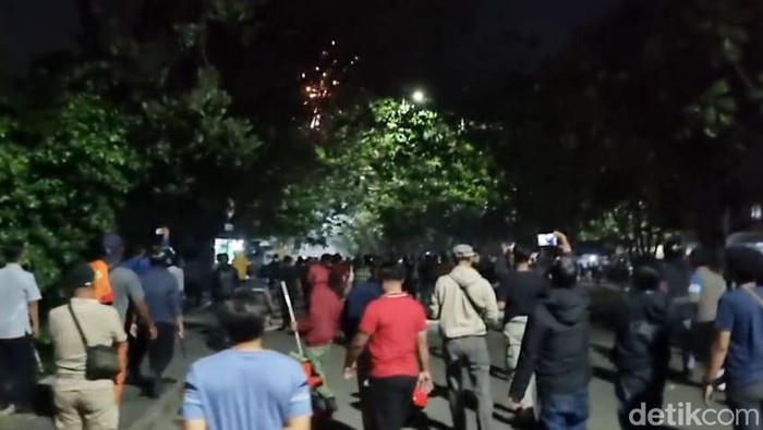 Warga Bekasi Panik! Ledakan Petasan Gegerkan Pangeran Jayakarta
