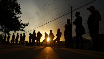 Biang Kerok PHK Tembus 53.000 Orang Versi Buruh &amp; Pengusaha