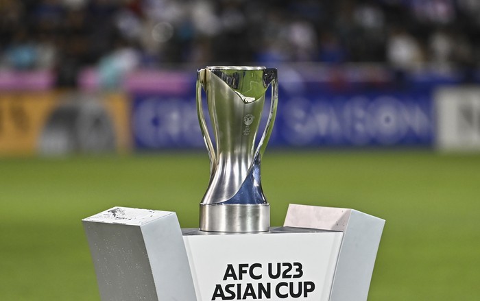 The AFC U23 Asian Cup trophy is on display before the AFC U23 Asian Cup 2024 final match between Japan and Uzbekistan at Jassim Bin Hamad Stadium in Qatar, on May 3, 2024. (Photo by Noushad Thekkayil/NurPhoto via Getty Images)