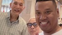Uya Kuya Pastikan Gak Kabur, Masih di Jakarta dan Salat Ashar di Istiqlal