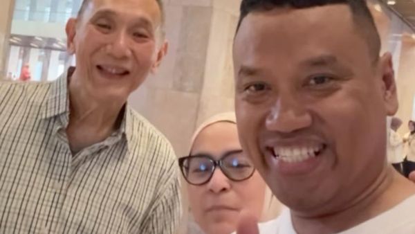Uya Kuya Pastikan Gak Kabur, Masih di Jakarta dan Salat Ashar di Istiqlal