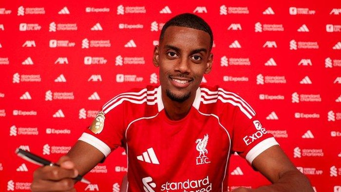 Alexander Isak gabung Liverpool