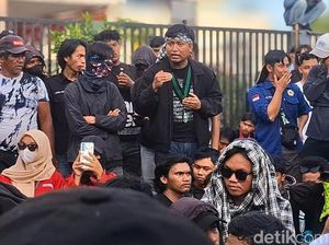 Klarifikasi Deddy Sitorus soal Jangan Bandingkan Kami dengan Rakyat Jelata Klarifikasi Deddy Sitorus soal Jangan Bandingkan Kami dengan Rakyat Jelata