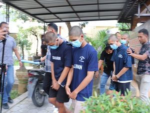 4 Orang Jadi Tersangka Perusakan-Penjarahan Fasum di Sragen 4 Orang Jadi Tersangka Perusakan-Penjarahan Fasum di Sragen