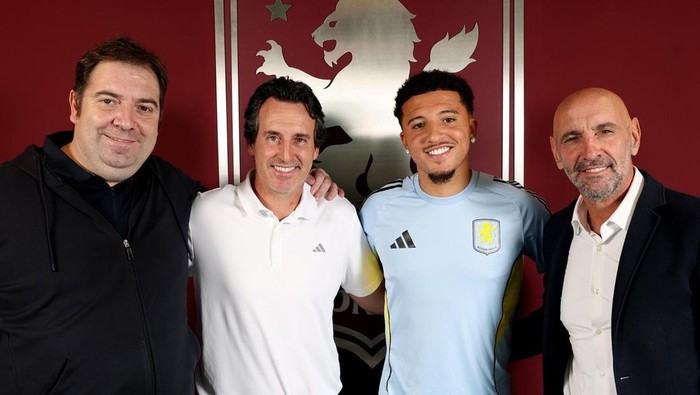 Winger Manchester United Jadon Sancho gabung ke Aston Villa sebagai pemain pinjaman.