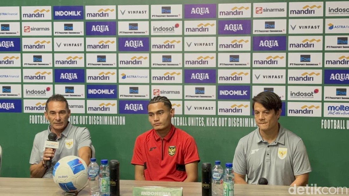 Pelatih Indonesia Gerald Vanenburg menegaskan tim asuhannya ada dalam kondisi fisik yang bagus. (Foto: Aprilia Devi/detikJatim)