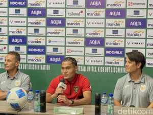 Kata Gerald Vanenburg Soal Gaya Rambut Baru Mikael Tata Kata Gerald Vanenburg Soal Gaya Rambut Baru Mikael Tata
