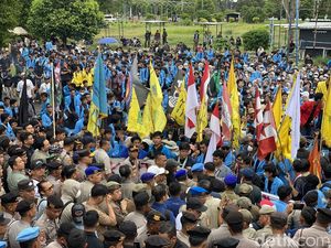 Gubernur-DPRD Babel Janji Tindaklajunti Tuntutan Mahasiswa Gubernur-DPRD Babel Janji Tindaklajunti Tuntutan Mahasiswa