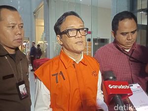 Noel Klaim 4 HP yang Ditemukan KPK di Plafon Punya Pembantu