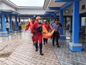 1 Bocah Tenggelam di Bawah Jembatan Ogan Palembang Ditemukan Tewas, 1 Dicari 1 Bocah Tenggelam di Bawah Jembatan Ogan Palembang Ditemukan Tewas, 1 Dicari