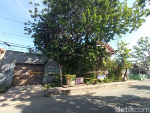 Teka-teki Kematian Sekeluarga Terkubur di Rumah Indramayu Teka-teki Kematian Sekeluarga Terkubur di Rumah Indramayu