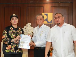Andre Rosiade-Bupati Dharmasraya Temui Menteri PU Ajukan Proposal Jalan Hingga Pasar Payakumbuh