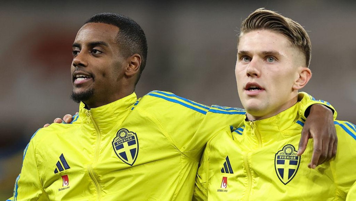 Alexander Isak dan Viktor Gyokeres (Foto: Getty Images/Robbie Jay Barratt - AMA)