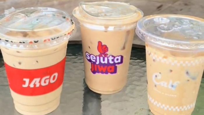 Video: Review Battle 5 Es Kopi Susu Gerobakan Harga Rp 8 Ribu-15 Ribu