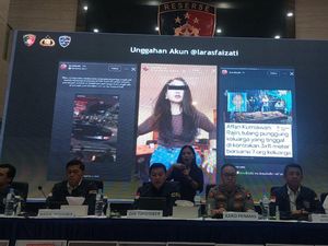 Laras Faizati Tersangka-Dipecat dari AIPA Usai Ajak Bakar Mabes Polri Laras Faizati Tersangka-Dipecat dari AIPA Usai Ajak Bakar Mabes Polri