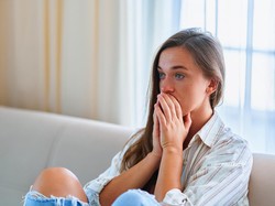 Cemas Akibat Kerusuhan? Ini Cara Mengatasi Stres dan Jaga Mental Sehat