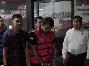 Eks Pegawai Bank BUMN di Bulukumba Jadi Tersangka Kredit Fiktif Rp 3,8 M Eks Pegawai Bank BUMN di Bulukumba Jadi Tersangka Kredit Fiktif Rp 3,8 M