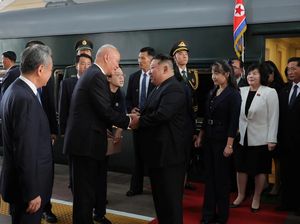 Sosok Putri Kim Jong Un yang Pertama Kali Dampingi Ayahnya ke Luar Negeri Sosok Putri Kim Jong Un yang Pertama Kali Dampingi Ayahnya ke Luar Negeri