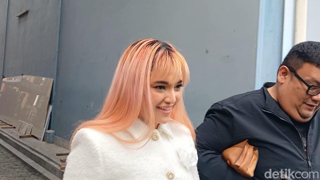 Berita Seputar Selebriti Insertlive Terkini : Disinggung soal Kriteria Jodoh, Marshanda: Yang Bisa Bikin Anakku Nyaman