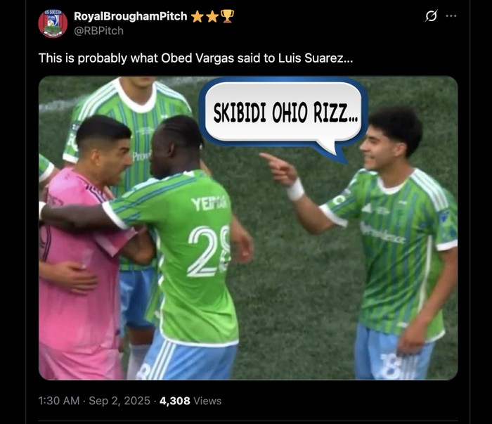 Meme Luis Suarez Meme Luis Suarez meludahi kubu lawan