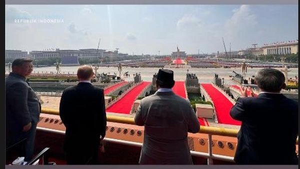 Saat Prabowo, Putin, Xi Jinping, dan Kim Jong Un Berdiri Sejajar