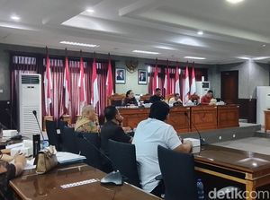 Karangasem Dapat BKK Rp 60 Miliar untuk Perbaikan Jalan dan Air Bersih Karangasem Dapat BKK Rp 60 Miliar untuk Perbaikan Jalan dan Air Bersih