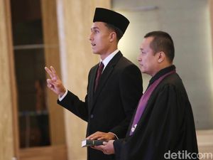 Miliano Jonathans yang Keturunan Belanda Depok Itu Resmi Jadi WNI Miliano Jonathans yang Keturunan Belanda Depok Itu Resmi Jadi WNI