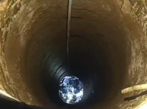 Nenek di Lampung Dilaporkan Hilang Ditemukan Selamat dalam Sumur 18 Meter Nenek di Lampung Dilaporkan Hilang Ditemukan Selamat dalam Sumur 18 Meter