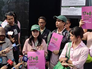 Abigail dkk Minta Bukti Konkret DPR Tindak Lanjuti 17+8 Tuntutan Rakyat Abigail dkk Minta Bukti Konkret DPR Tindak Lanjuti 17+8 Tuntutan Rakyat
