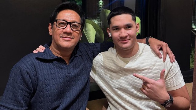 Gosip Terkini Selebriti Insertlive : Sosok Dio Putra Sulung Andre Taulany dan Erin yang Kini Kuliah di London